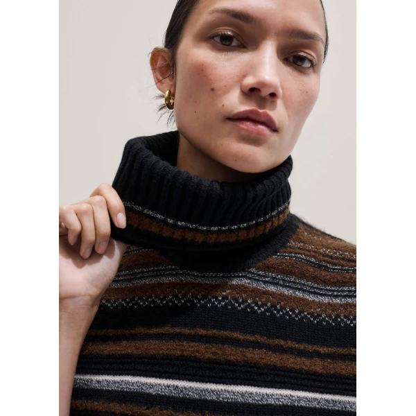 Me and Em Textured Vest + Snood
Merino + Cashmere, view 6