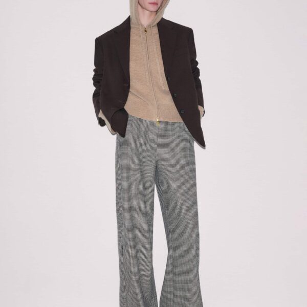 Cashmere – luxury British Beige in Me and Em exclusively at Coveti