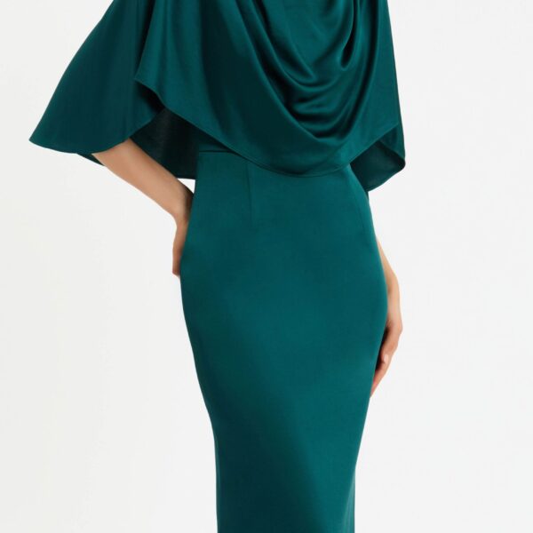 this gown seamlessly blends comfort with elevated style.