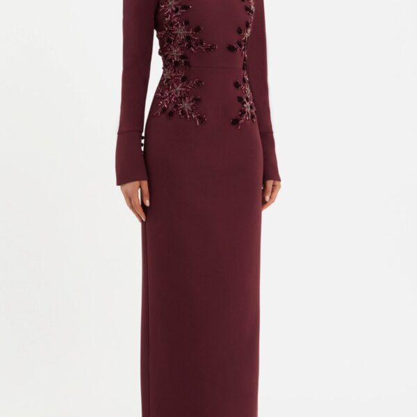 the crew neckline