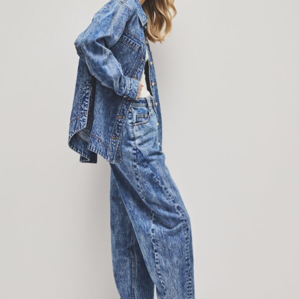 Aje clothing Aus  – structured silhouette with raw femininity from Coveti