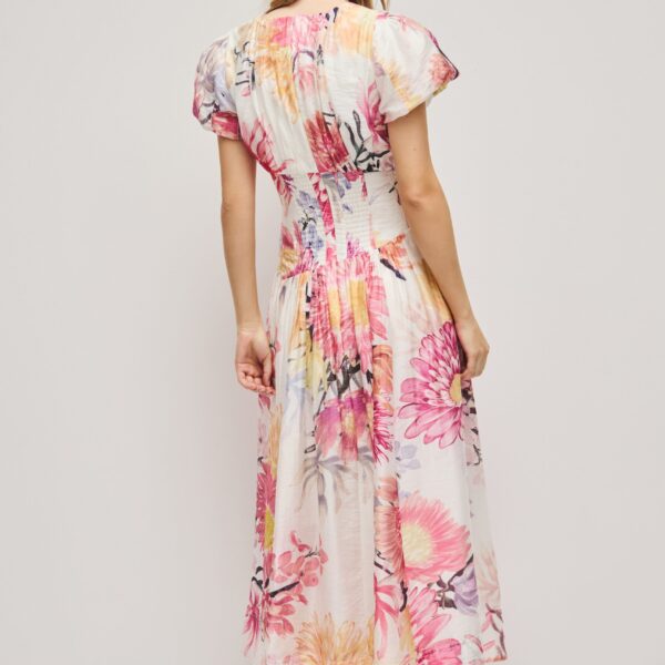 Aje Aus  – structured silhouette with raw femininity from Coveti