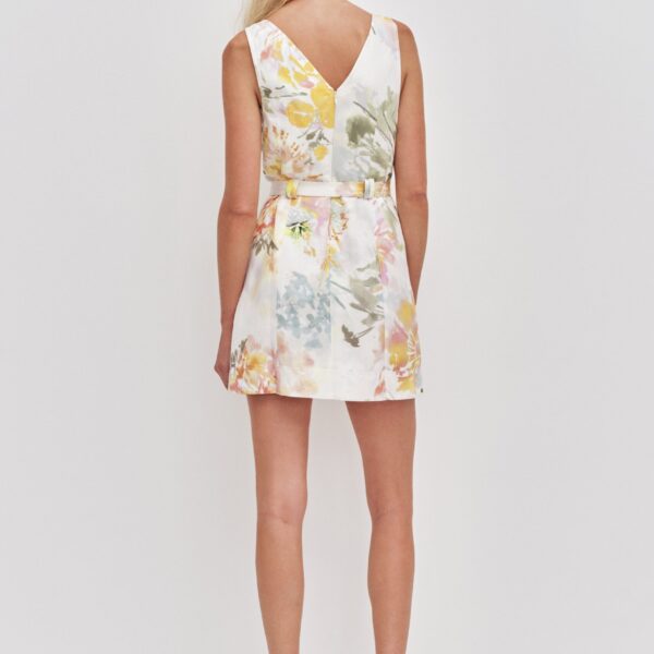Aje Aus Dresses – structured silhouette with raw femininity from Coveti