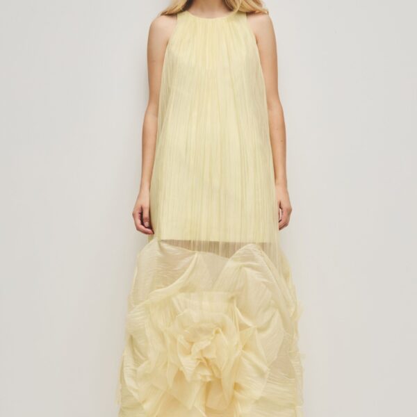 Aje Aus  – structured silhouette with raw femininity from Coveti