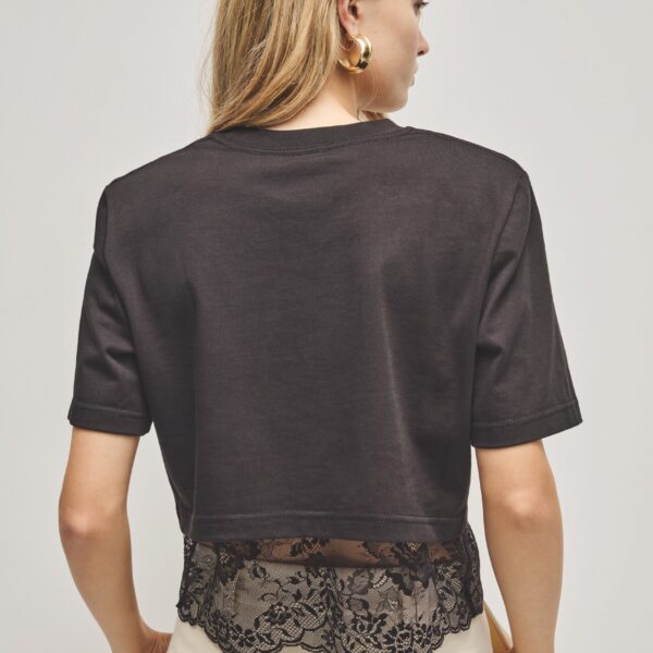 Aje clothing Aus  – structured silhouette with raw femininity from Coveti