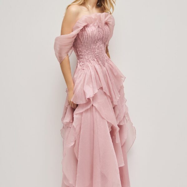 Aje clothing Aus  – structured silhouette with raw femininity from Coveti