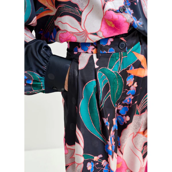 Essentiel Antwerp Black and mulitcolor printed wide-leg pants, view 5