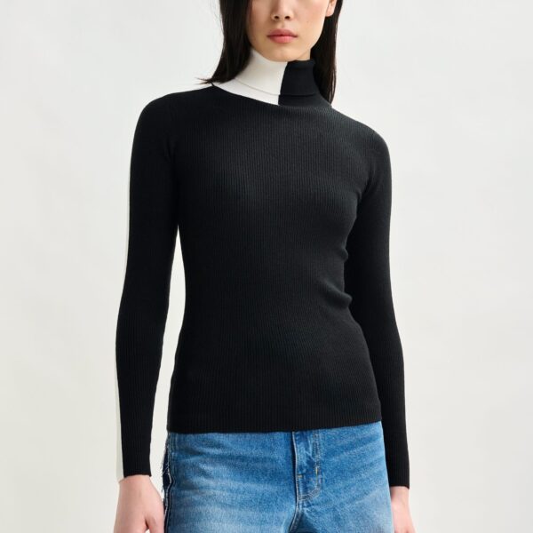Essentiel Antwerp Black and white two-tone wool-blend turtleneck sweater - Essentiel Antwerp Knitwear - Colorful Belgian Design - Shop at Coveti