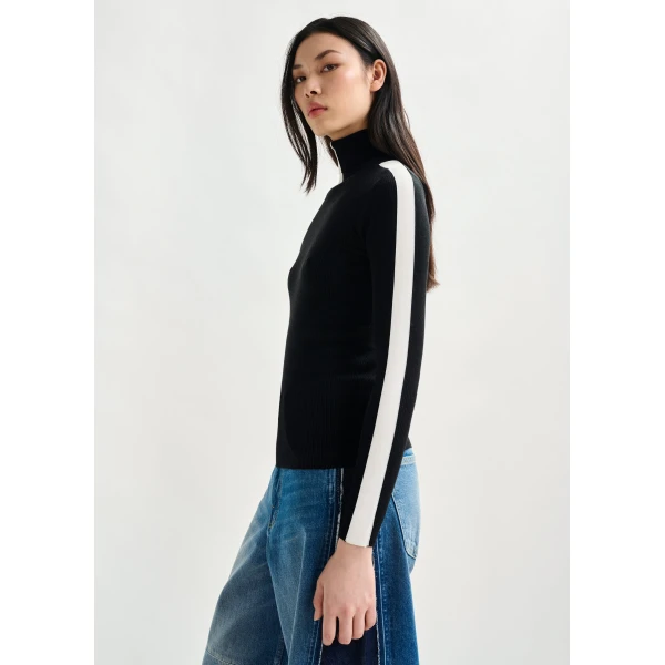 Essentiel Antwerp Black and white two-tone wool-blend turtleneck sweater, view 4