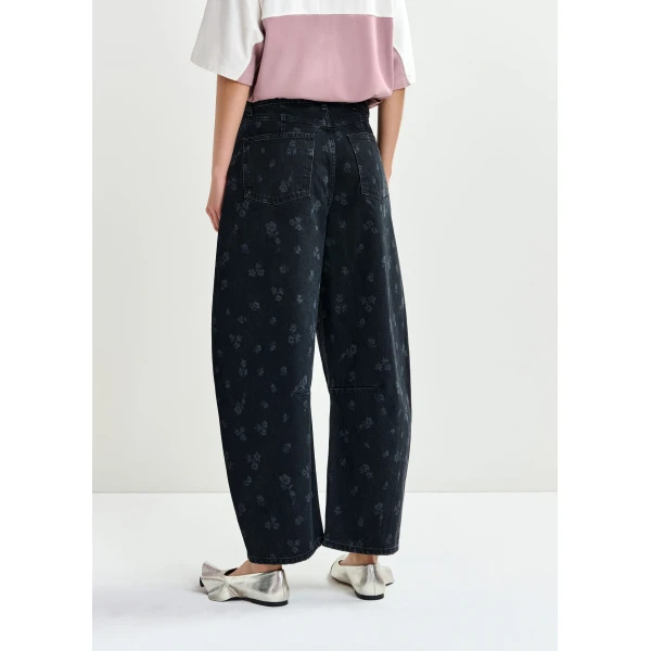 Essentiel Antwerp Black floral-print barrel-leg cropped jeans, view 5