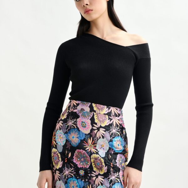 Essentiel Antwerp Black rib-knitted sweater with asymmetric neckline - Essentiel Antwerp Knitwear - Colorful Belgian Design - Shop at Coveti