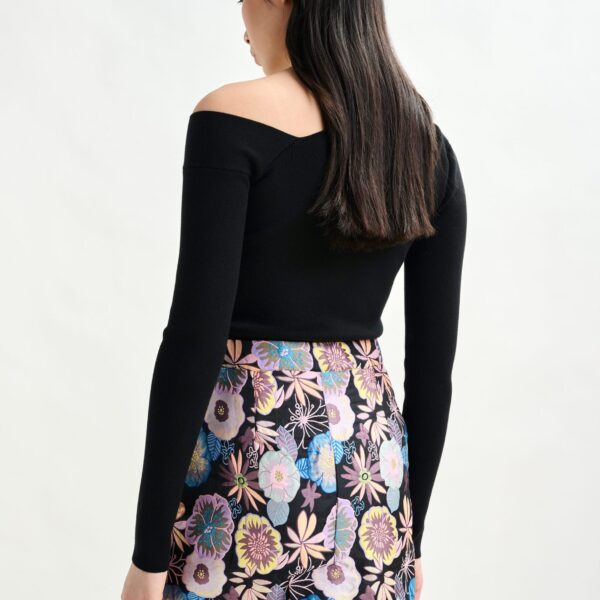Essentiel Antwerp Black rib-knitted sweater with asymmetric neckline - Essentiel Antwerp Knitwear - Colorful Belgian Design - Shop at Coveti