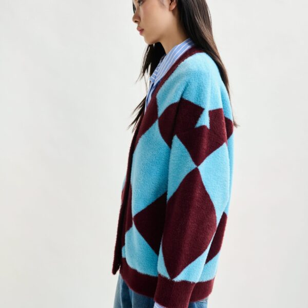 Essentiel Antwerp Blue and burgundy harlequin-patterned knit cardigan with flower-shaped buttons - Essentiel Antwerp Knitwear - Colorful Belgian Design - Shop at Coveti