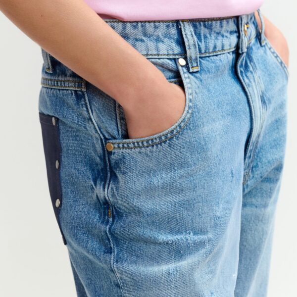 Essentiel Antwerp Blue organic cotton cropped boyfriend jeans - Essentiel Antwerp Pants - Colorful Belgian Design - Shop at Coveti