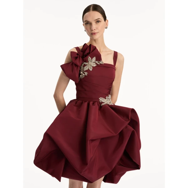 Oscar de la Renta Brooch Embroidered Cocktail Sleeveless Dress - Oscar de la Renta Dresses - American Couture - Shop at Coveti