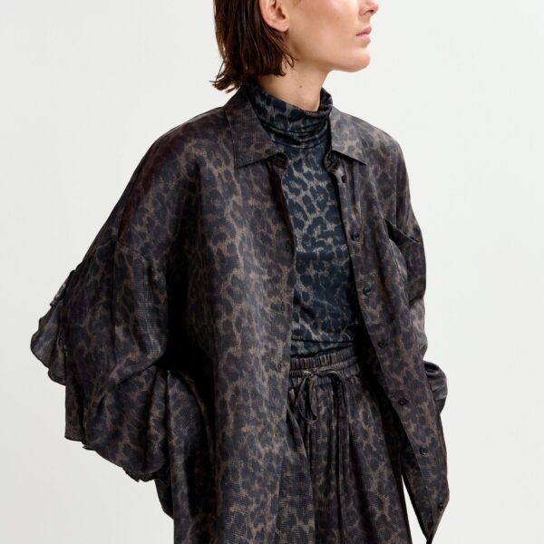 Essentiel Antwerp Brown and black ruffle-trimmed oversized leopardprint shirt - Essentiel Antwerp Shirts - Colorful Belgian Design - Shop at Coveti