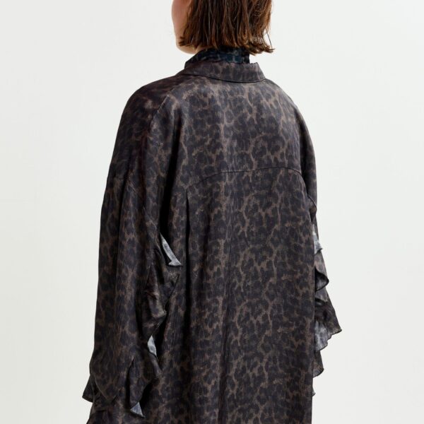 Essentiel Antwerp Brown and black ruffle-trimmed oversized leopardprint shirt - Essentiel Antwerp Shirts - Colorful Belgian Design - Shop at Coveti