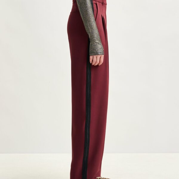 Essentiel Antwerp Burgundy tapered pants with crease - Essentiel Antwerp Pants - Colorful Belgian Design - Shop at Coveti