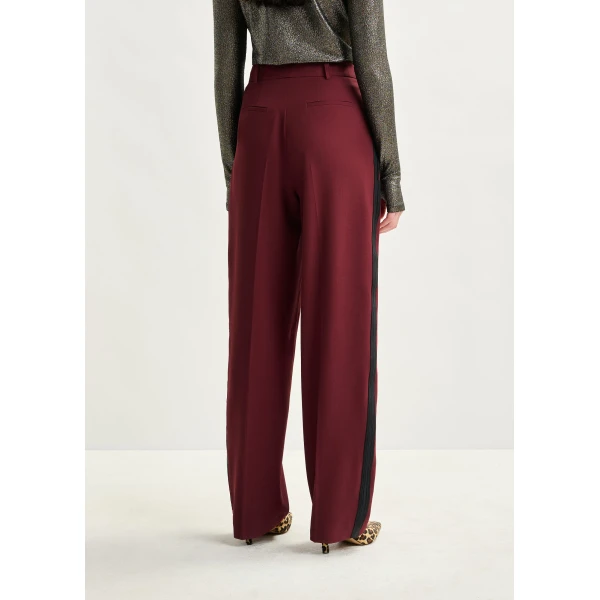 Essentiel Antwerp Burgundy tapered pants with crease, view 5