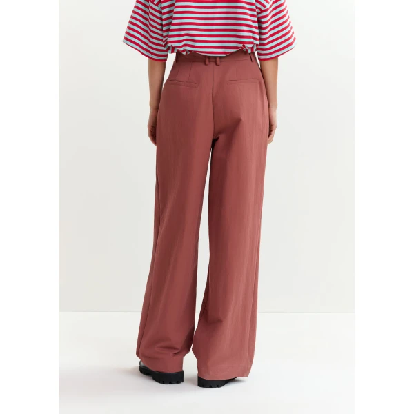 Essentiel Antwerp Burned orange pleated wide-leg pants, view 5