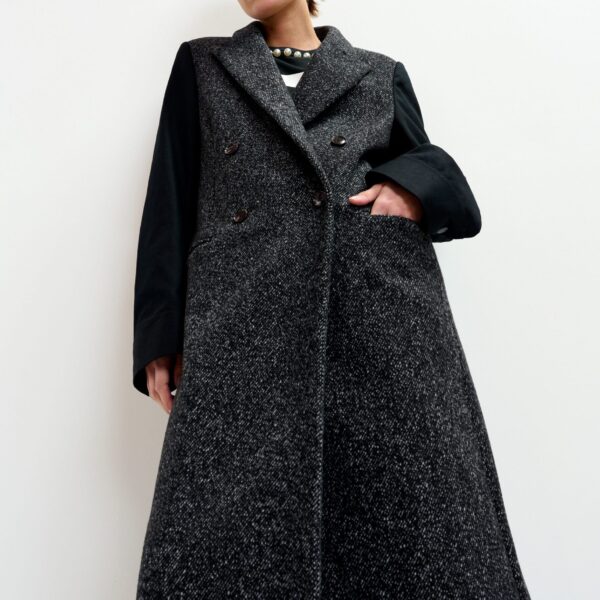 Essentiel Antwerp Grey and black double-breasted coat with constrast sleeves - Essentiel Antwerp Coats - Colorful Belgian Design - Shop at Coveti