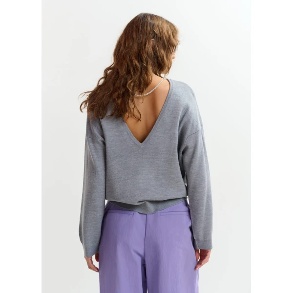 Essentiel Antwerp Grey open-back sweater with rhinestone strings, view 4