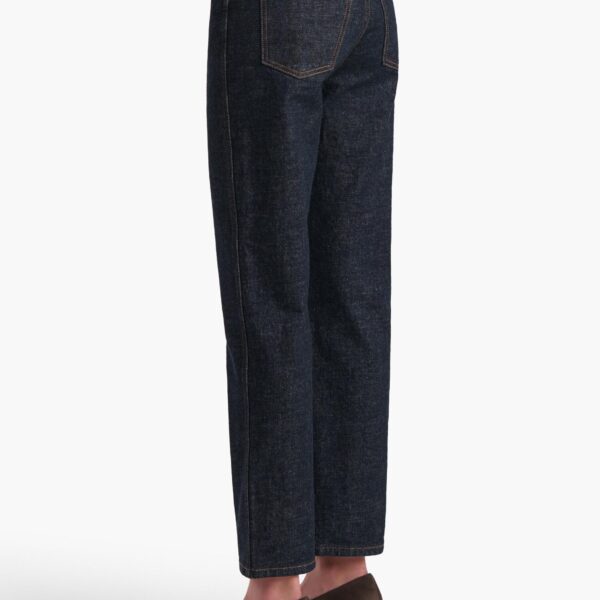 available now at Coveti.