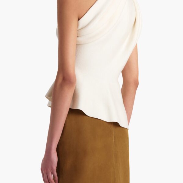 available now at Coveti.