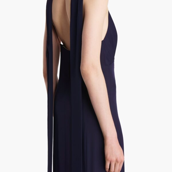 available now at Coveti.