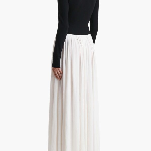 available now at Coveti.