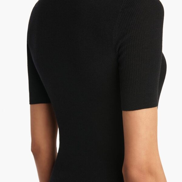 available now at Coveti.