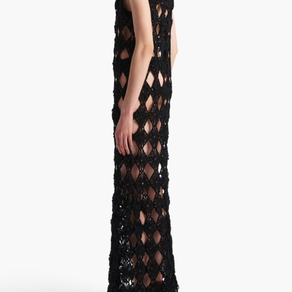 available now at Coveti.