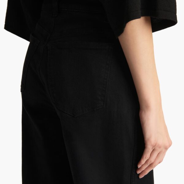 available now at Coveti.