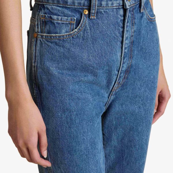 available now at Coveti.