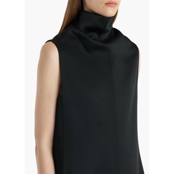 Elevate your elegance in this Khaite Dresses   from the 2025 resort wear edit