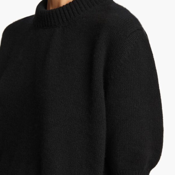 available now at Coveti.
