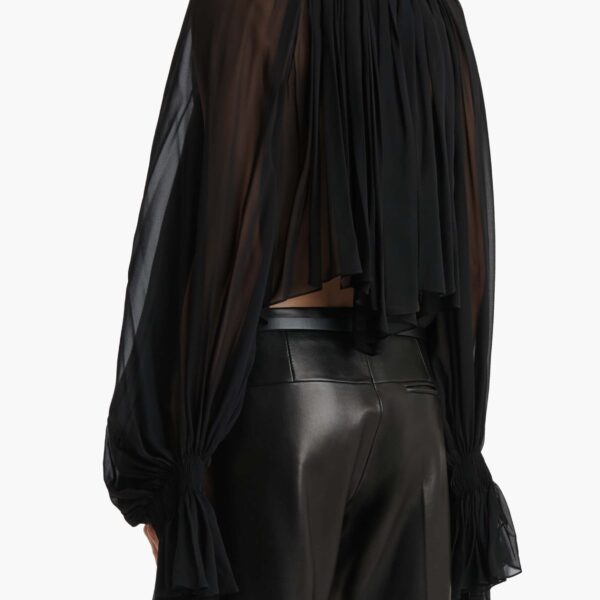 available now at Coveti.