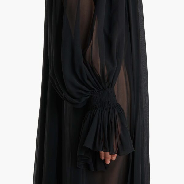 available now at Coveti.