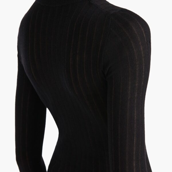available now at Coveti.