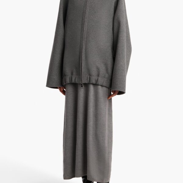 available now at Coveti.
