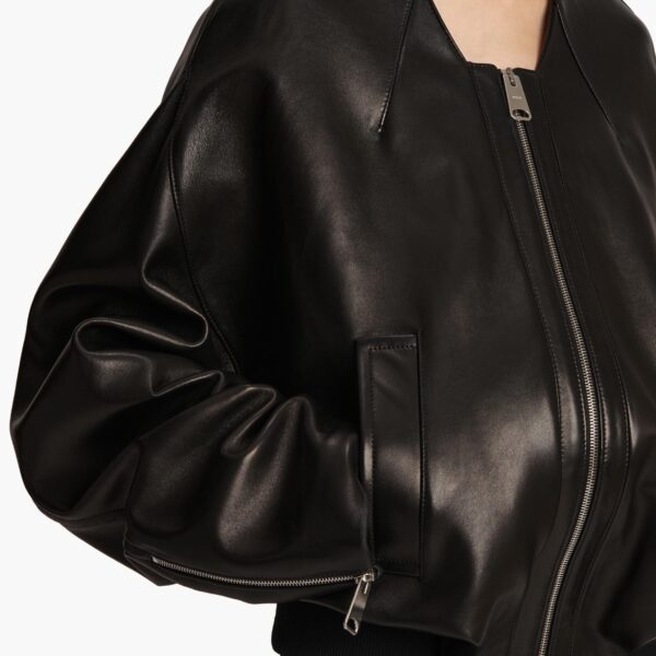 available now at Coveti.