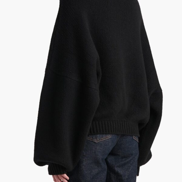 available now at Coveti.