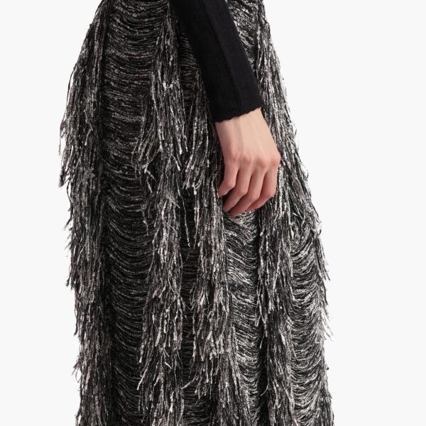 available now at Coveti.