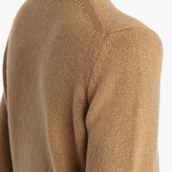 available now at Coveti.