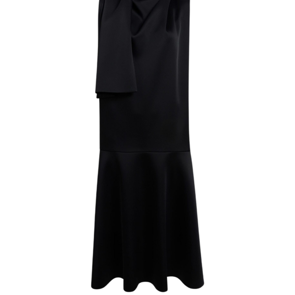 Elevate your elegance in this Khaite Dresses   from the 2025 resort wear edit