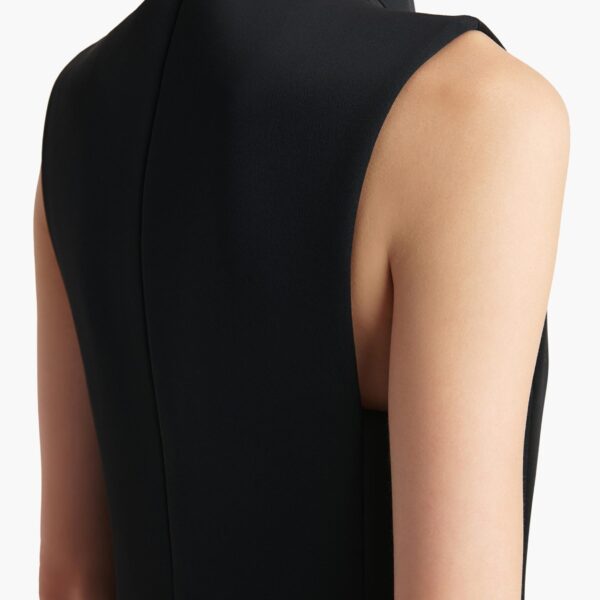 available now at Coveti.