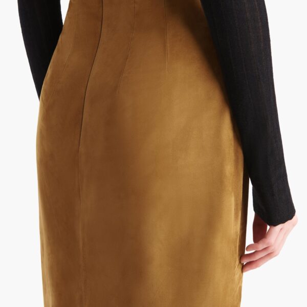 available now at Coveti.