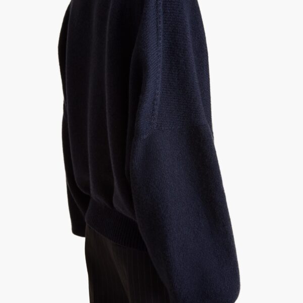 available now at Coveti.