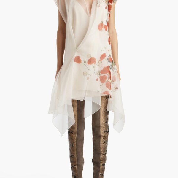 available now at Coveti.