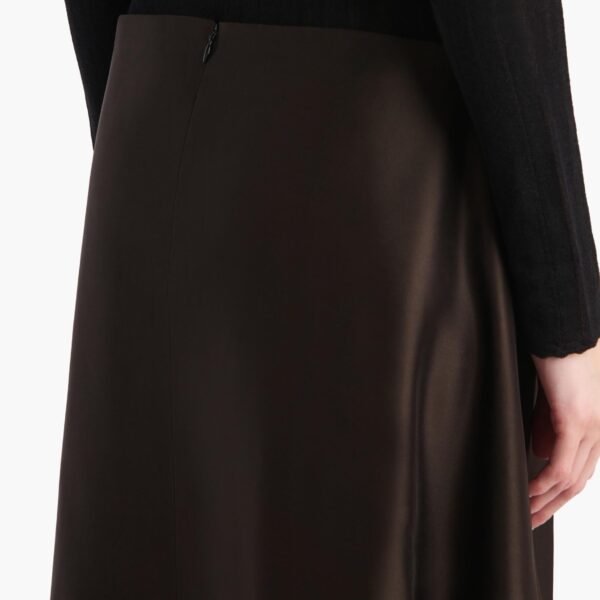 available now at Coveti.